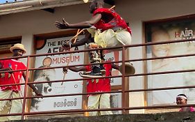 Koi Koi, Fort Portal